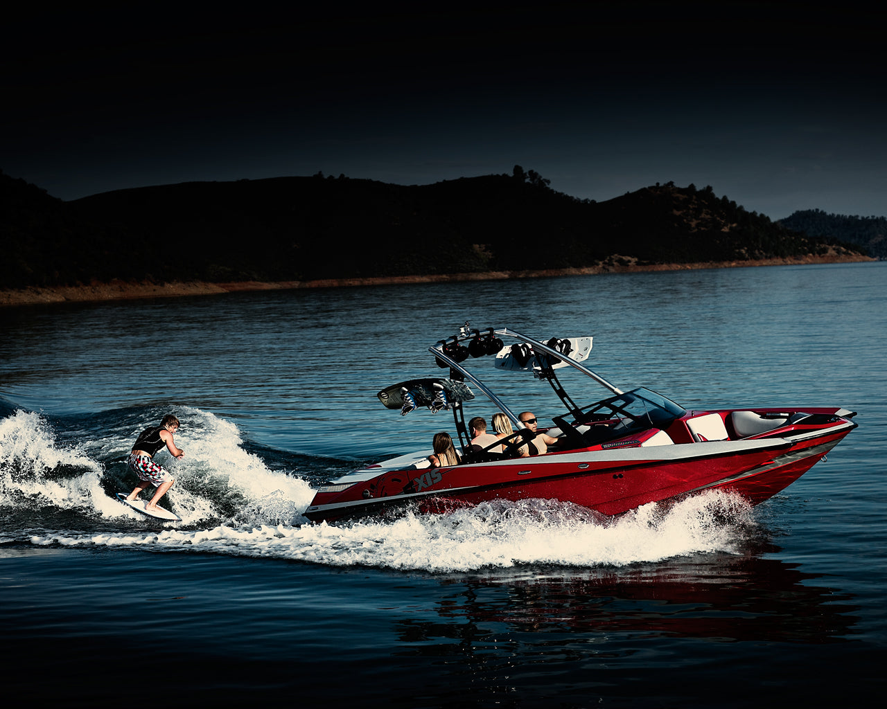 Basic Mobile Boat Detailing Package: